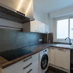 Prestigious Apartment - Arc De Triomphe